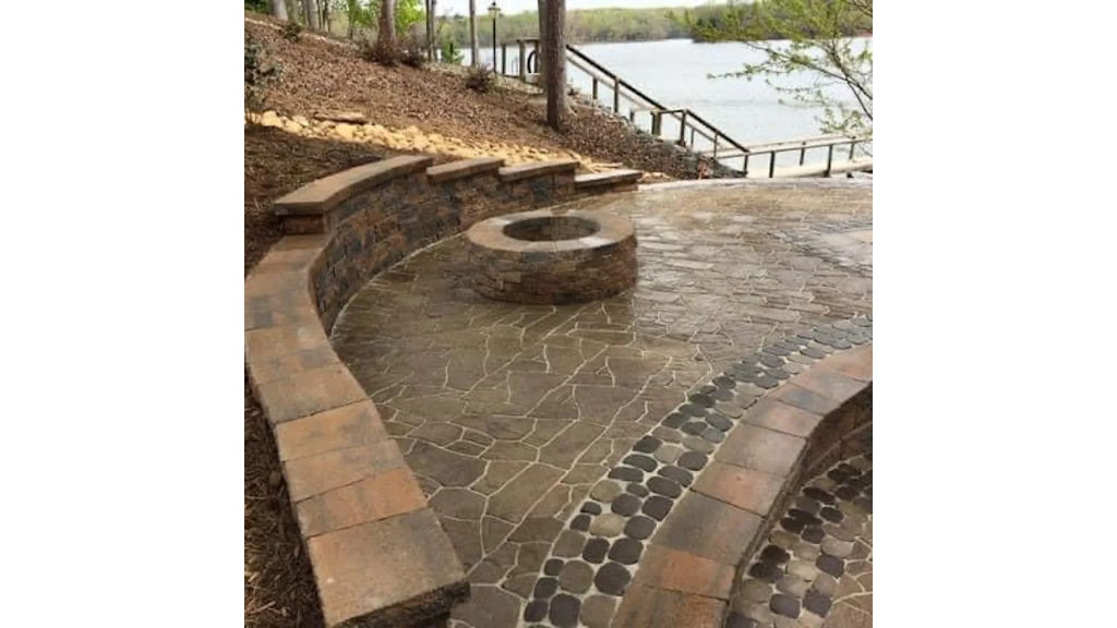 Hardscapes & Outdoor Living