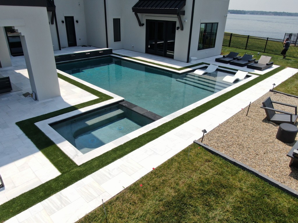 Pools & Spas