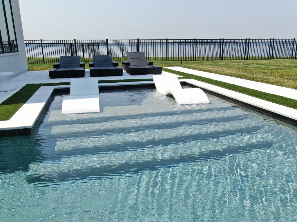 Pools & Spas