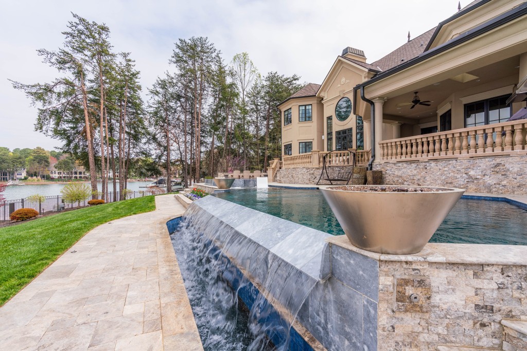 Pools & Spas
