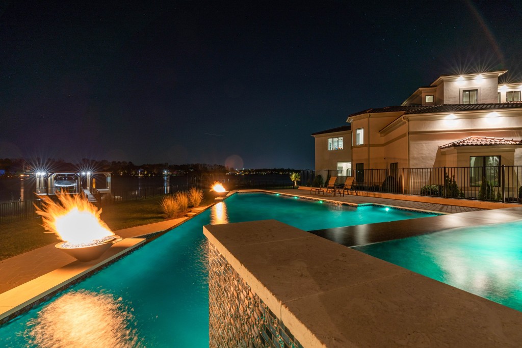 Pools & Spas