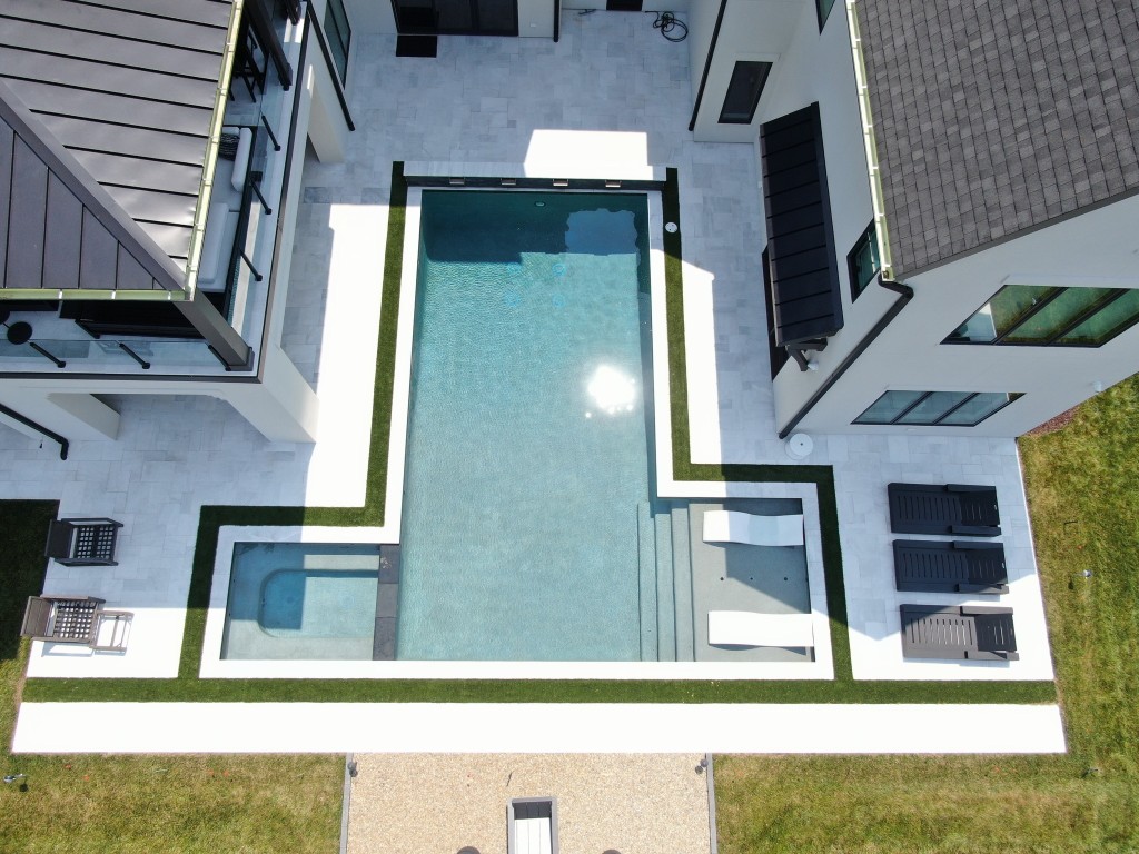Pools & Spas