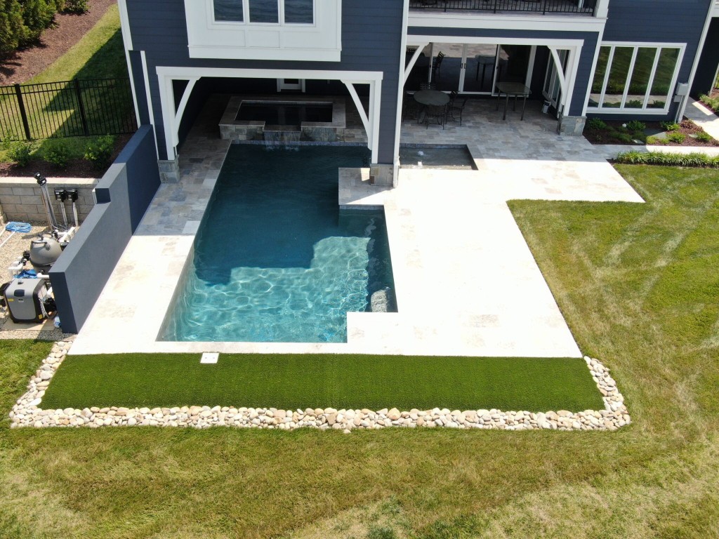 Pools & Spas
