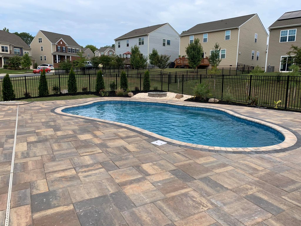 Pools & Spas
