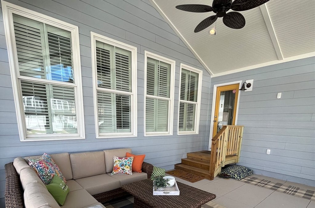 Decks, Pergolas, 3-Season Rooms, and Porches