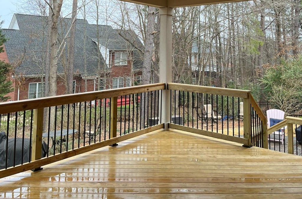 Decks, Pergolas, 3-Season Rooms, and Porches