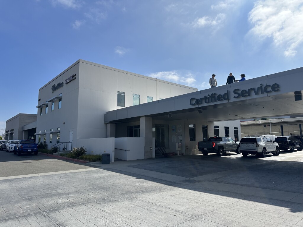 GMC Dealership