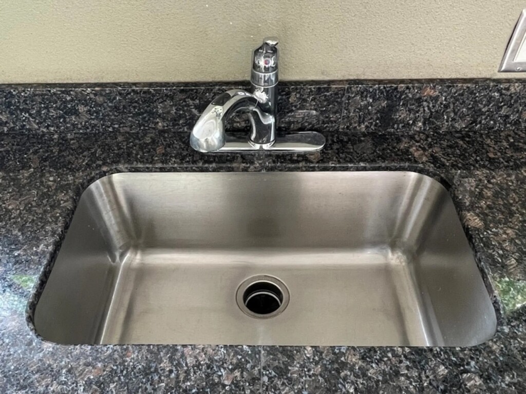 Undermount Sinks